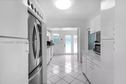 520 SW 22, Miami, FL 33129 - Photo 39