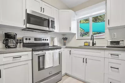 4282 NW 1st, Miami, FL 33127 - Photo 51