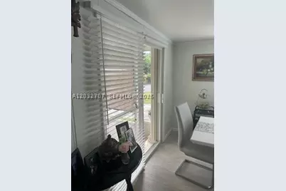 8721 SW 22nd, Davie, FL 33324 - Photo 9