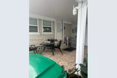 8721 SW 22nd, Davie, FL 33324 - Photo 3