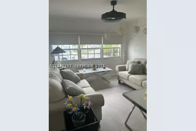 8721 SW 22nd, Davie, FL 33324 - Photo 7