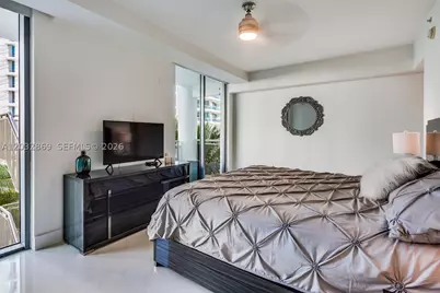 6000 Collins #346, Miami Beach, FL 33140 - Photo 15