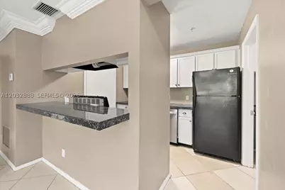 2303 N Congress #27, Boynton Beach, FL 33426 - Photo 9