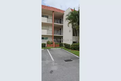 9823 S Hollybrook Lake #310, Pembroke Pines, FL 33025 - Photo 35