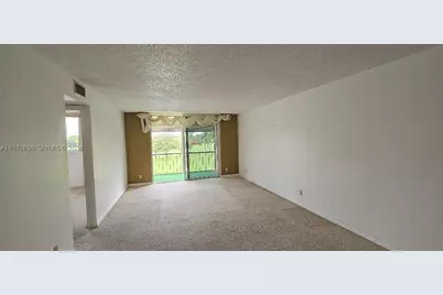 9823 S Hollybrook Lake #310, Pembroke Pines, FL 33025 - Photo 17