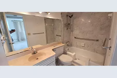 9823 S Hollybrook Lake #310, Pembroke Pines, FL 33025 - Photo 25
