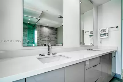 [Address not provided], Hollywood, FL 33019 - Photo 27
