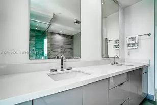 [Address not provided], Hollywood, FL 33019 - Photo 27
