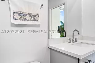 [Address not provided], Hollywood, FL 33019 - Photo 19