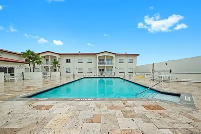 10950 NW 82nd #213, Doral, FL 33178 - Photo 19