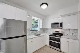 1140 N 74th, Hollywood, FL 33024 - Photo 17
