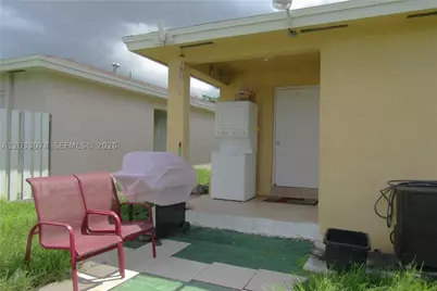 942 SW 8th, Florida City, FL 33034 - Photo 11
