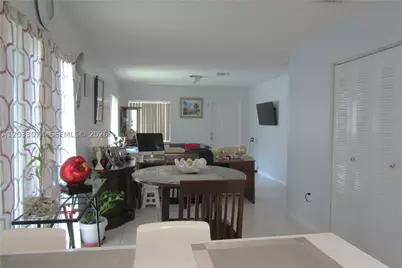 942 SW 8th, Florida City, FL 33034 - Photo 5