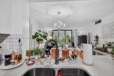 8150 W McNab #304, Tamarac, FL 33321 - Photo 9