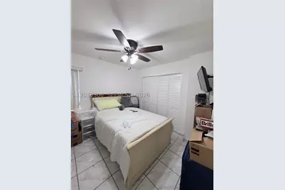 1975 W 44th #401, Hialeah, FL 33012 - Photo 13