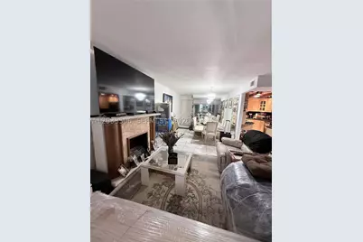 1975 W 44th #401, Hialeah, FL 33012 - Photo 5