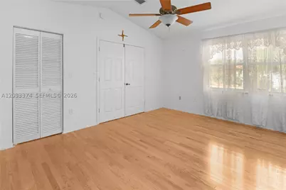 1521 Seagrape, Hollywood, FL 33019 - Photo 23