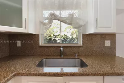1521 Seagrape, Hollywood, FL 33019 - Photo 11
