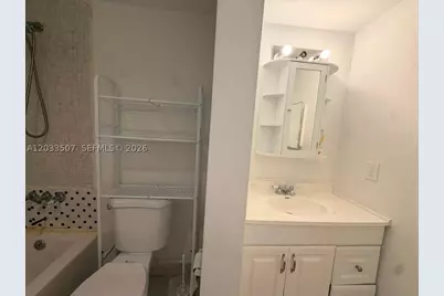 274 NE 141st #3C, Miami, FL 33161 - Photo 11