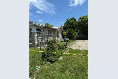 1269 NW 4th, Miami, FL 33125 - Photo 5