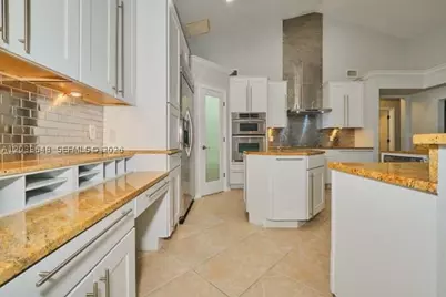 28505 Sombrero, Bonita Springs, FL 34135 - Photo 21