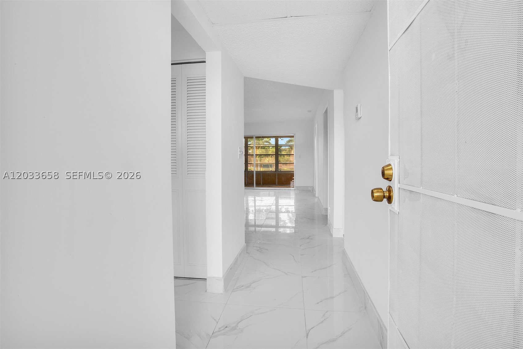 8852 W McNab #205 - 8852 W McNab #205, Tamarac, FL 33321 Luxury Property | Jose Angel Pina