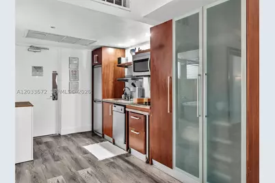 1052 Ocean #C203, Miami Beach, FL 33139 - Photo 9