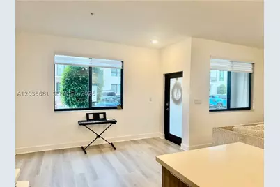 4700 NW 84th #15, Doral, FL 33166 - Photo 9