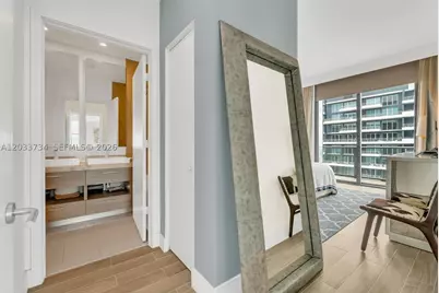 1300 S Miami #PH5110, Miami, FL 33130 - Photo 23