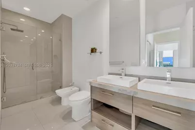 1300 S Miami #PH5110, Miami, FL 33130 - Photo 27