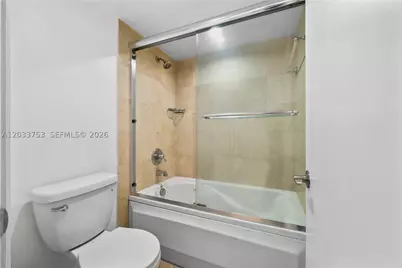 18011 Biscayne #902, Aventura, FL 33160 - Photo 17