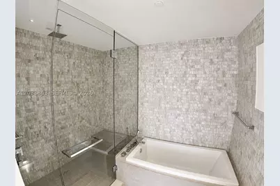 88 SW 7th #2206, Miami, FL 33130 - Photo 25