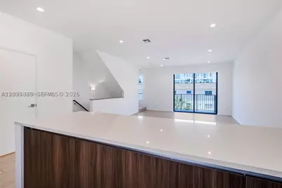 113 NE 6 #4621, Fort Lauderdale, FL 33304 - Photo 9