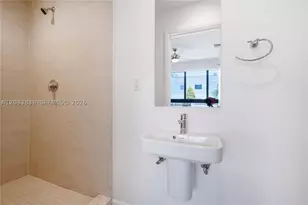 113 NE 6, Fort Lauderdale, FL 33304 - Photo 25