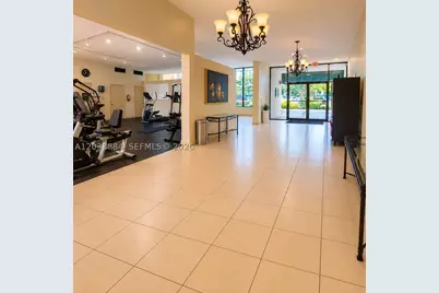 800 Parkview #512, Hallandale Beach, FL 33009 - Photo 3