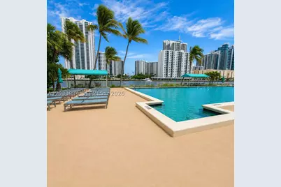 800 Parkview #512, Hallandale Beach, FL 33009 - Photo 29
