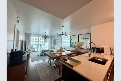 500 Brickell #1410, Miami, FL 33131 - Photo 3