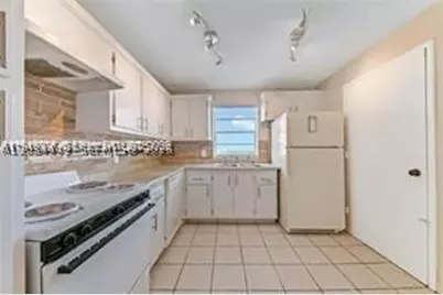 2025 NE 164th #904, North Miami Beach, FL 33162 - Photo 9