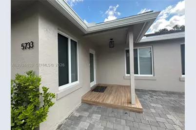 5733 NW 100th, Doral, FL 33178 - Photo 9