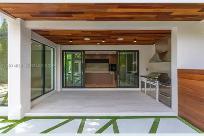 43 NW 42nd, Miami, FL 33127 - Photo 13
