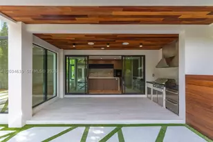 43 NW 42nd, Miami, FL 33127 - Photo 13