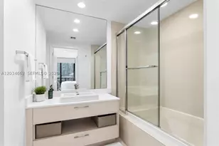 55 SW 9th, Miami, FL 33130 - Photo 7