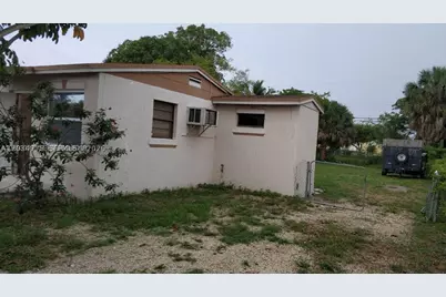 2400 NW 13th, Fort Lauderdale, FL 33311 - Photo 1