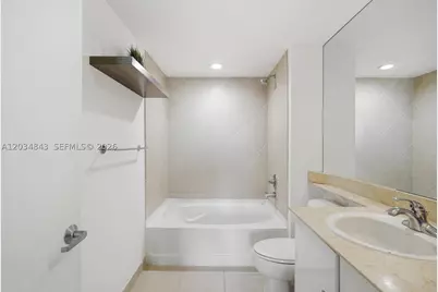325 S Biscayne #4022, Miami, FL 33131 - Photo 23