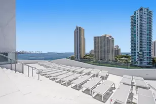 325 S Biscayne, Miami, FL 33131 - Photo 31