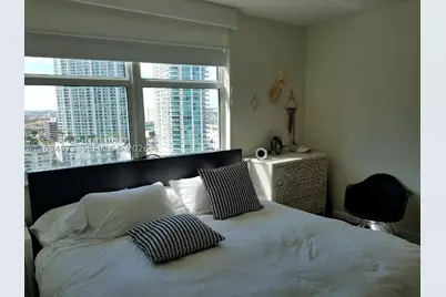31 SE 5th #2205, Miami, FL 33131 - Photo 9