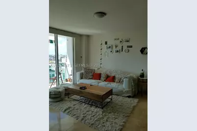 31 SE 5th #2205, Miami, FL 33131 - Photo 5