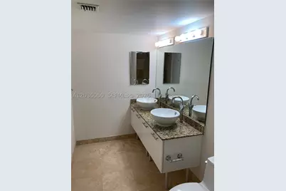 41 SE 5th #1104, Miami, FL 33131 - Photo 15