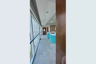 41 SE 5th #1104, Miami, FL 33131 - Photo 39