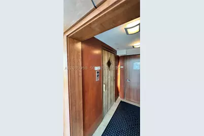 41 SE 5th #1104, Miami, FL 33131 - Photo 41